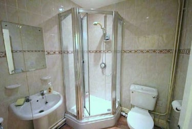 7 bed house, Henry road, West bridgford, Nottingham, NG27NA - Image 3